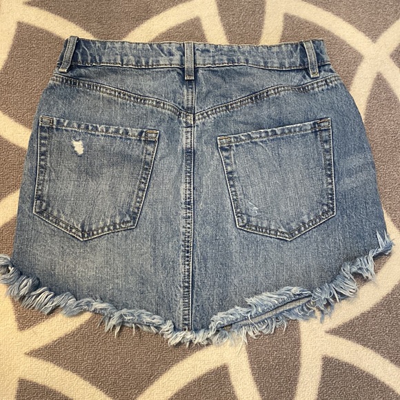 Zipper denim skirt - Picture 2 of 3